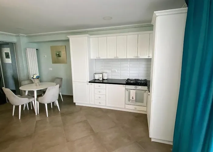 Myosotis By The Apartment *