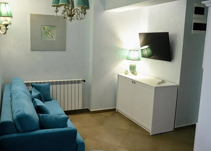 Myosotis By The Apartment *